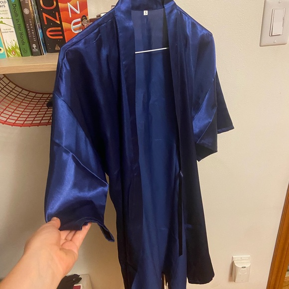 Set of 4 bridesmaids Robes NWOT - Picture 3 of 4